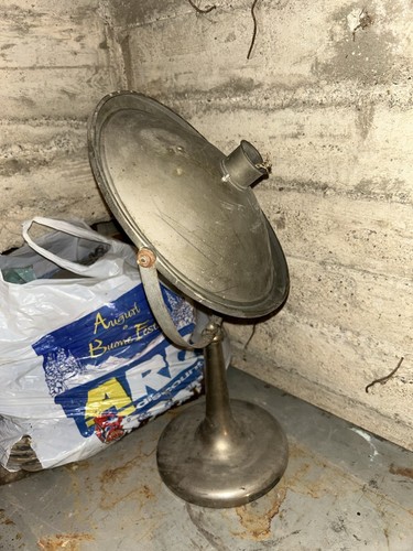 Vecchia introvabile lampada - vecchia,